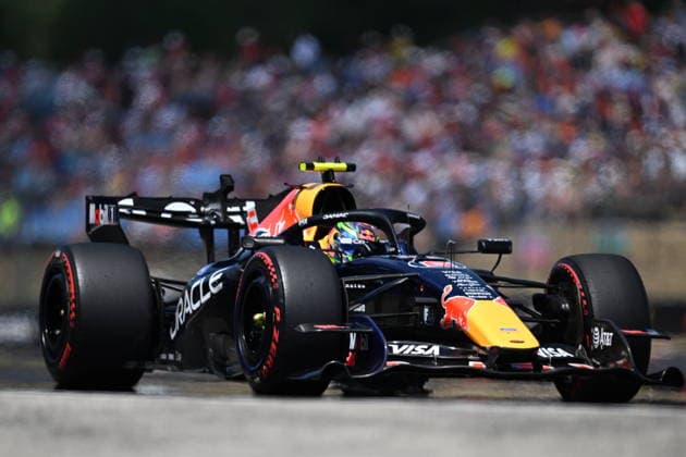 RECORD DATE NOT STATED F1 Hungary 2026 MOGYOROD, HUNGARY JULY 25: Isack Hadjar of France drives the Oracle Red Bull Racing F1 car on track during the third free practice session of the Formula 1 AWS Hungarian Grand Prix 2026 at the Hungaroring on July 25, 2026 in Mogyorod, Hungary. Budapest Hungary  Copyright: xArturxWidakx originalFilename:widak-f1hungar260725_np4NF.jpg
