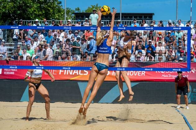 RECORD DATE NOT STATED German Beach Club Finals 2026 - Hannover, Germany 25.07.2026 HANNOVER, GERMANY - JULY 25: Louisa Lippmann (BR Volleys) im Angriff, Melanie Paul (BR Volleys) during the German Beach Club Finals 2026 at Hannover on July 25, 2026 in Hannover, Germany. *** German Beach Club Finals 2026, Hanover, Germany, July 25, 2026, HANNOVER, GERMANY JULY 25 Louisa Lippmann of BR Volleys on the attack, Melanie Paul of BR Volleys during the 2026 German Beach Club Finals in Hanover on July 25, 2026, in Hanover, Germany Copyright: xBEAUTIFULxSPORTS PeterxWeberx