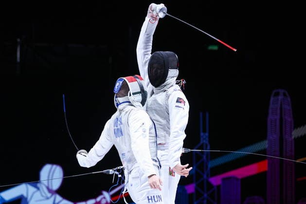 CHINA, HONG KONG - JULY 25, 2026: Hungary s Daniel Dosa (L) and the Czech Republic s Alexander Choupenitch compete in the men’s individual foil event at the 2026 Kerry Fencing World Championships. Mikhail Sinitsyn TASS  95428946