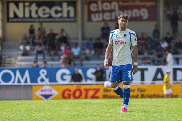 Testspiel, SC Freiburg U23 vs TSG Hoffenheim II, 25.07.2026 Nader El-Jindaoui (TSG Hoffenheim II, 30) beim aufwärmen Testspiel, SC Freiburg U23 vs TSG Hoffenheim II, Renchtal-Stadion Oberkirch, 25.07.2026 DFB DFL REGULATIONS PROHIBIT ANY USE OF PHOTOGRAPHS AS IMAGE SEQUENCES AND OR QUASI-VIDEO *** Friendly Match, SC Freiburg U23 vs. TSG Hoffenheim II, July 25, 2026 Nader El Jindaoui, TSG Hoffenheim II, age 30, warming up Friendly Match, SC Freiburg U23 vs. TSG Hoffenheim II, Renchtal Stadium, Oberkirch, July 25, 2026 DFB and DFL regulations prohibit any use of photographs as image sequences and or quasi-video Copyright: xBEAUTIFULxSPORTS Boscox