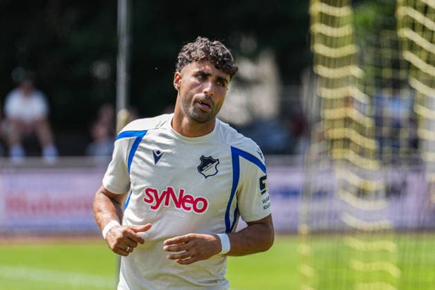 Testspiel, SC Freiburg U23 vs TSG Hoffenheim II, 25.07.2026 Nader El-Jindaoui (TSG Hoffenheim II, 30) beim aufwärmen Testspiel, SC Freiburg U23 vs TSG Hoffenheim II, Renchtal-Stadion Oberkirch, 25.07.2026 DFB DFL REGULATIONS PROHIBIT ANY USE OF PHOTOGRAPHS AS IMAGE SEQUENCES AND OR QUASI-VIDEO *** Friendly Match, SC Freiburg U23 vs. TSG Hoffenheim II, July 25, 2026 Nader El Jindaoui, TSG Hoffenheim II, age 30, warming up Friendly Match, SC Freiburg U23 vs. TSG Hoffenheim II, Renchtal Stadium, Oberkirch, July 25, 2026 DFB and DFL regulations prohibit any use of photographs as image sequences and or quasi-video Copyright: xBEAUTIFULxSPORTS Boscox