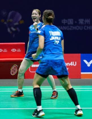 (260725) -- CHANGZHOU, July 25, 2026 -- Fukushima Yuki Matsumoto Mayu (L) celebrate after winning the women s doubles semifinal match between Li Yijing Luo Xumin of China and Fukushima Yuki Matsumoto Mayu of Japan at the China Open 2026 badminton tournament in Changzhou, east China s Jiangsu Province, July 25, 2026. ) (SP)CHINA-CHANGZHOU-BADMINTON-CHINA OPEN-WOMEN S DOUBLES (CN) SunxFei 