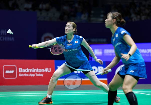 (260725) -- CHANGZHOU, July 25, 2026 -- Fukushima Yuki Matsumoto Mayu (L) compete during the women s doubles semifinal match between Li Yijing Luo Xumin of China and Fukushima Yuki Matsumoto Mayu of Japan at the China Open 2026 badminton tournament in Changzhou, east China s Jiangsu Province, July 25, 2026. ) (SP)CHINA-CHANGZHOU-BADMINTON-CHINA OPEN-WOMEN S DOUBLES (CN) SunxFei 
