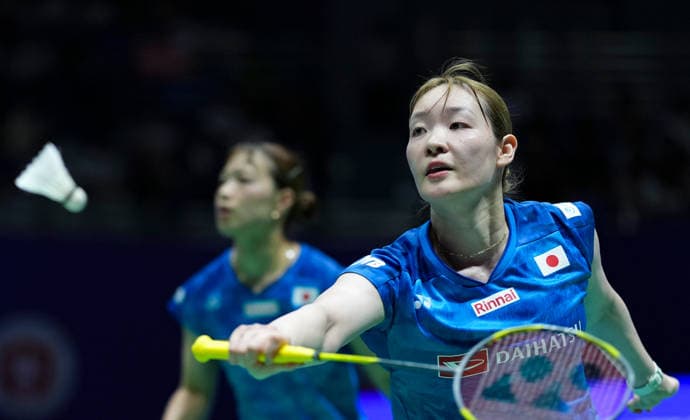 (260725) -- CHANGZHOU, July 25, 2026 -- Fukushima Yuki Matsumoto Mayu (front) compete during the women s doubles semifinal match between Li Yijing Luo Xumin of China and Fukushima Yuki Matsumoto Mayu of Japan at the China Open 2026 badminton tournament in Changzhou, east China s Jiangsu Province, July 25, 2026. ) (SP)CHINA-CHANGZHOU-BADMINTON-CHINA OPEN-WOMEN S DOUBLES (CN) SunxFei 