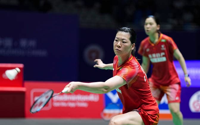 (260725) -- CHANGZHOU, July 25, 2026 -- Li Yijing Luo Xumin (front) compete during the women s doubles semifinal match between Li Yijing Luo Xumin of China and Fukushima Yuki Matsumoto Mayu of Japan at the China Open 2026 badminton tournament in Changzhou, east China s Jiangsu Province, July 25, 2026. ) (SP)CHINA-CHANGZHOU-BADMINTON-CHINA OPEN-WOMEN S DOUBLES (CN) SunxFei 