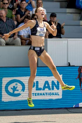 Deutsche Leichtathletik-Meisterschaften; Bochum-Wattenscheid, 25.07.2026 Kira Wittmann (Hannover 96) freut sich über eine neue PB und gewinnt den Meistertitel im Dreisprung; Deutsche Leichtathletik-Meisterschaften am 25.07.2026 im Lorheide-Stadion, Bochum-Wattenscheid (Nordrhein-Westfalen). *** German Track and Field Championships, Bochum-Wattenscheid, July 25, 2026: Kira Wittmann of Hannover 96 celebrates a new personal best and wins the triple jump title at the German Track and Field Championships on July 25, 2026, at Lorheide Stadium in Bochum-Wattenscheid, North Rhine-Westphalia Copyright: xBEAUTIFULxSPORTS AxelxKohringx