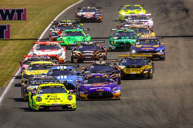 DTM, 9. + 10. Rennen Oschersleben 2026 91 Porsche 911 GT3 R (992), Manthey: Thomas Preining, 80 Mercedes-AMG GT3 EVO, Winward Racing: Maro Engel - picture by Gruppe C Photography Oschersleben Oschersleben Sachsen-Anhalt Germany Copyright: xGruppexCxPhotographyx