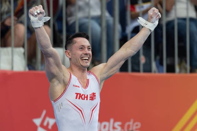 Deutsche Meisterschaften im Gerätturnen 2026, Gerätfinals Andreas Toba (Turn-Klubb zu Hannover) jubelt nach seiner Übung im Gerätfinale an den Ringen. Deutsche Meisterschaften im Gerätturnen, Gerätfinals, am 25. Juli 2026 in der ZAG-Arena in Hannover., Hannover Niedersachsen Deutschland ZAG Arena *** 2026 German Artistic Gymnastics Championships, Apparatus Finals: Andreas Toba of Turn Klubb zu Hannover celebrates after his routine in the rings apparatus final at the German Artistic Gymnastics Championships, Apparatus Finals, on July 25, 2026, at the ZAG Arena in Hanover, Hanover, Lower Saxony, Germany, ZAG Arena