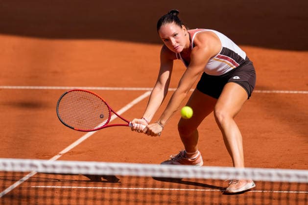 MSC Hamburg Ladies Open - Day 6 Darja Semenistaja of Latvia plays with partner Zhibek Kulambayeva of Kazakhstan during their semi-final doubles match against Dalila Jakupovic and Nika Radisic of Slovenia at the 2026 MSC Hamburg Ladies Open women s tennis tournament at Am Rothenbaum in Hamburg, Germany. Hamburg Hamburg Germany  Copyright: xOwenxHammondx originalFilename:hammond-2026msch260725_npSJT.jpg