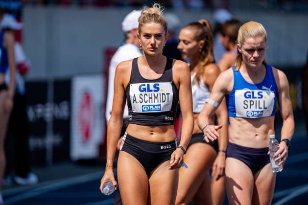 Wattenscheid, 25.07.2026, Leichathletik, Deutsche Meisterschaften Alicia Schmidt (GER, SCC Berlin) vor dem 800m Halbfinale Bochum-Wattenscheid Lohrheidestadion NRW Germany *** Wattenscheid, July 25, 2026, Track and Field, German Championships: Alicia Schmidt (GER), SCC Berlin, before the 800m semifinal in Bochum, Wattenscheid, Lohrheidestadion, North Rhine-Westphalia, Germany