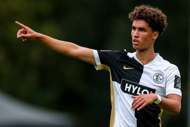 WEURT, NETHERLANDS - JULY 25: Noah Darvich of SV Elversberg gestures during the pre-season friendly match between NEC and Elversberg at Sportpark De Kamp on July 25, 2026 in Weurt, Netherlands.  Copyright: xRenexNijhuis MBxMediax