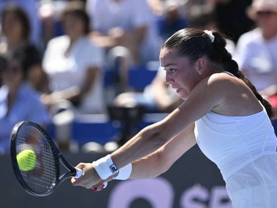 Tereza Valentova of Czech Republic in action during match against Daria Snigur of Ukraine within the women s WTA, Tennis Damen 250 Livesport Prague Open 2026 tennis tournament in Prague, Czech Republic, on July 25, 2026. (CTKxPhoto MichalxKrumphanzl) CTKPhotoP2026072502962  CTKPhotoP2026072502962