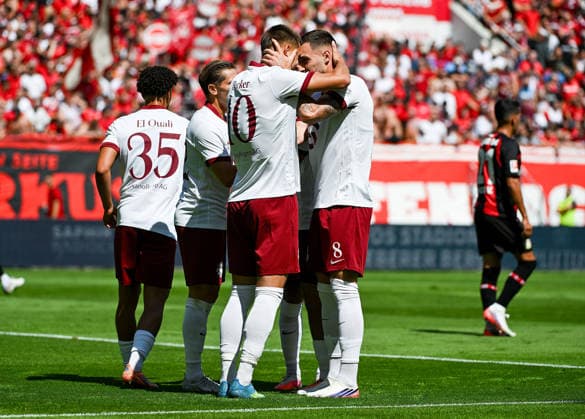 25.07.2026, xpsx, Fussball Testspiel, Kickers Offenbach - Bayer 04 Leverkusen v.l. celebrate the goal, Torjubel zum 1:0 Torschütze Keanu Staude (Offenbacher Kickers), Jan Becker (Offenbacher Kickers), Maximilian Wolfram (Offenbacher Kickers) (DFL DFB REGULATIONS PROHIBIT ANY USE OF PHOTOGRAPHS as IMAGE SEQUENCES and or QUASI-VIDEO) emspor Offenbach *** July 25, 2026, xpsx, soccer friendly match, Kickers Offenbach vs. Bayer 04 Leverkusen—celebrating the goal, goal celebration for the 1-0 goal; goal scorer Keanu Staude (Offenbacher Kickers), Jan Becker (Offenbacher Kickers), Maximilian Wolfram, Offenbach Kickers. DFL and DFB regulations prohibit any use of photographs as image sequences and or quasi-video. emspor Offenbach
