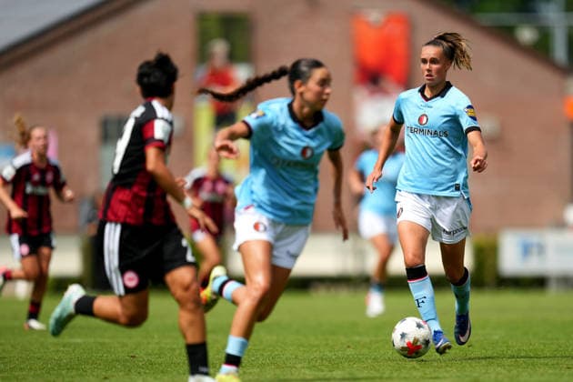 Club Friendly: Eintracht Frankfurt Woman v Feyenoord Rotterdam V1 Horst - Sterre Kroezen of Feyenoord Rotterdam V1 during a friendly in preparation of the 2026 2027 season. The match is set between Eintracht Frankfurt Woman and Feyenoord Rotterdam V1 at RKsv Wittenhorst on 25 July 2026 in Horst, The Netherlands. (Hero Images Yannick Verhoeven) Copyright: xYannickxVerhoevenx