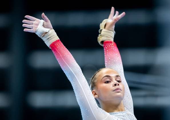 ROTTERDAM - Yuna Uljee during the qualifying competition for the European Gymnastics Championships. The European Championships are taking place in the Croatian capital, Zagreb. IRIS VAN DEN BROEK ANP xVIxANPxSportx xxANPxIVx 564260444 originalFilename: 564260444.jpg