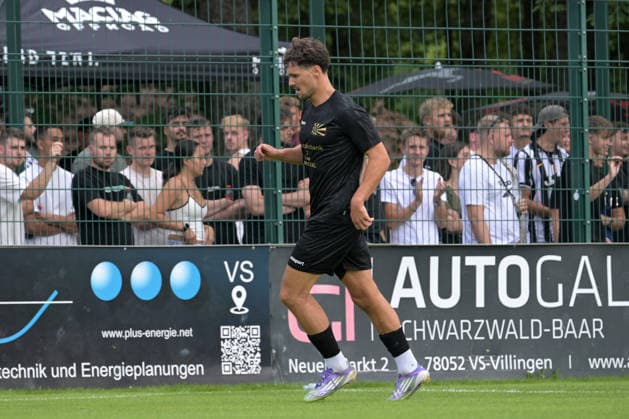 jubeln ueber das Tor zum 1:0 von Dominik Emminger (FC 08 Villingen, 09) FC 08 Villingen vs. Delay Sports Berlin , Fussball, Vorbereitung, Testspiel, Saison 2026 2027, 25.07.2026 FC 08 Villingen vs. Delay Sports Berlin , Fussball, Vorbereitung, Testspiel, Saison 2026 2027, 25.07.2026 Villingen *** Cheering for Dominik Emminger s 1-0 goal, FC 08 Villingen, July 9, FC 08 Villingen vs. Delay Sports Berlin, Soccer, Preseason, Friendly Match, 2026–2027 Season, July 25, 2026, FC 08 Villingen vs. Delay Sports Berlin, soccer, preseason, friendly match, 2026–2027 season, July 25, 2026, Villingen Copyright: xEibner-Pressefotox EP_TBR