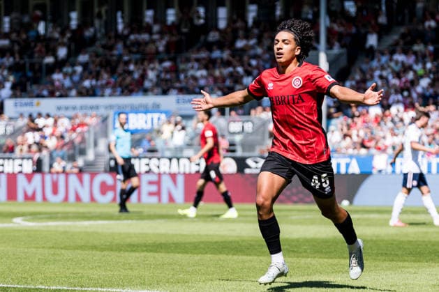 WIESBADEN, GERMANY - JULY 25: Ibrahim Ati Allah (SV Wehen Wiesbaden, 45) celebrates scoring the 1:0 goal during the friendly game between SV Wehen Wiesbaden vs. FC Bayern Muenchen at BRITA Arena on July 25, 2026 in Wiesbaden, Germany. Hessen Germany Copyright: xSteffiexWunderlx