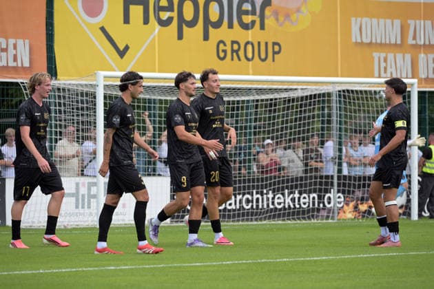 Tor,Torjubel zum 1:0 der durch das Tor von Dominik Emminger (FC 08 Villingen, 09) FC 08 Villingen vs. Delay Sports Berlin , Fussball, Vorbereitung, Testspiel, Saison 2026 2027, 25.07.2026 FC 08 Villingen vs. Delay Sports Berlin , Fussball, Vorbereitung, Testspiel, Saison 2026 2027, 25.07.2026 Villingen *** Goal, goal celebration for the 1-0 lead following Dominik Emminger s goal for FC 08 Villingen, July 9, FC 08 Villingen vs. Delay Sports Berlin, soccer, preseason, friendly match, 2026–2027 season, July 25, 2026, FC 08 Villingen vs. Delay Sports Berlin, soccer, preseason, friendly match, 2026–2027 season, July 25, 2026, Villingen Copyright: xEibner-Pressefotox EP_TBR