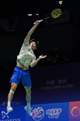 (260725) -- CHANGZHOU, July 25, 2026 -- Victor Lai competes during the men s singles semifinal match between Toma Junior Popov of France and Victor Lai of Canada at the China Open 2026 badminton tournament in Changzhou, east China s Jiangsu Province, July 25, 2026. ) (SP)CHINA-CHANGZHOU-BADMINTON-CHINA OPEN-MEN S SINGLES-SEMIFINAL(CN) LixBo 