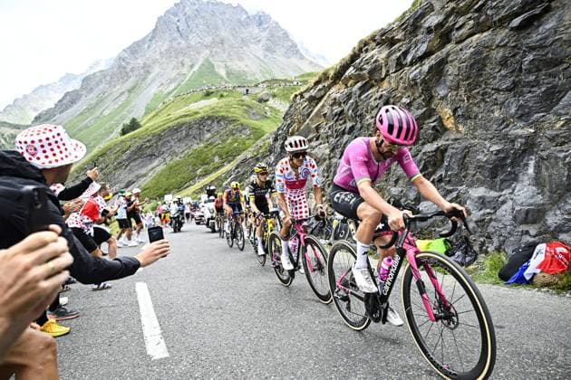 Irish Ben Healy of EF Education-EasyPost and Ecuadorian Richard Carapaz of EF Education-EasyPost pictured in action during stage 20 of the 2026 Tour de France cycling race, a stage of 171km Le Bourg d Oisans to Alpe d Huez, on Saturday 25 July 2026. The 113th edition of the Tour de France starts on Saturday 4 July in Barcelona, Spain, and will finish in Paris, France on the 26th of July. JASPERxJACOBS  x182009183x