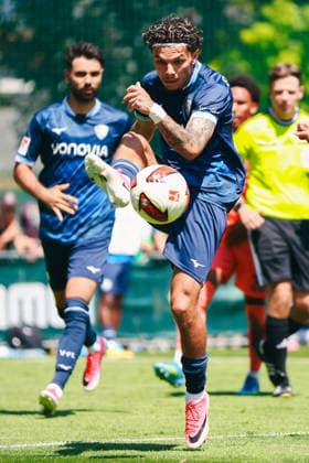 SOCCER - Bremen vs Bochum, test match ZELL AM ZILLER,AUSTRIA,25.JUL.26 - SOCCER - 1. DFL, 1. Deutsche Bundesliga, 2. DFL, 2. Deutsche Bundesliga, SV Werder Bremen vs VfL Bochum, test match. Image shows Babis Drakas (Bochum).  GEPAxpictures xOleskiixMarusyk
