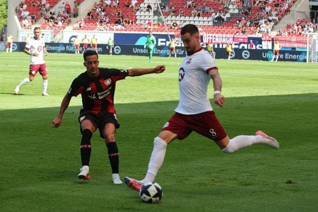 25.07.2026 xmgoodx Offenbach am Main, Plutos Stadion am Bieberer Berg - Jubiläumsspiel Kickers Offenbach (OFC) - Bayer 04 Leverkusen. Maximilian Wolfram (8, OFC) *** July 25, 2026 xmgoodx Offenbach am Main, Pluto Stadium at Bieberer Berg Anniversary Match: Kickers Offenbach vs. OFC Bayer 04 Leverkusen Maximilian Wolfram 8, OFC