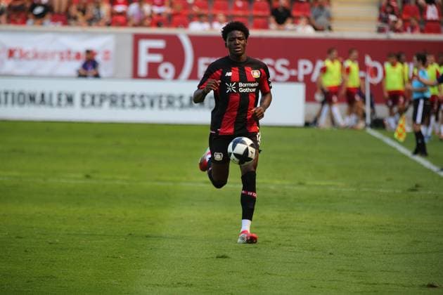 25.07.2026 xmgoodx Offenbach am Main, Plutos Stadion am Bieberer Berg - Jubiläumsspiel Kickers Offenbach (OFC) - Bayer 04 Leverkusen. Axel Tape (Leverkusen) *** July 25, 2026 xmgoodx Offenbach am Main, Pluto Stadium at Bieberer Berg Anniversary Match: Kickers Offenbach vs. OFC Bayer 04 Leverkusen Axel Tape Leverkusen