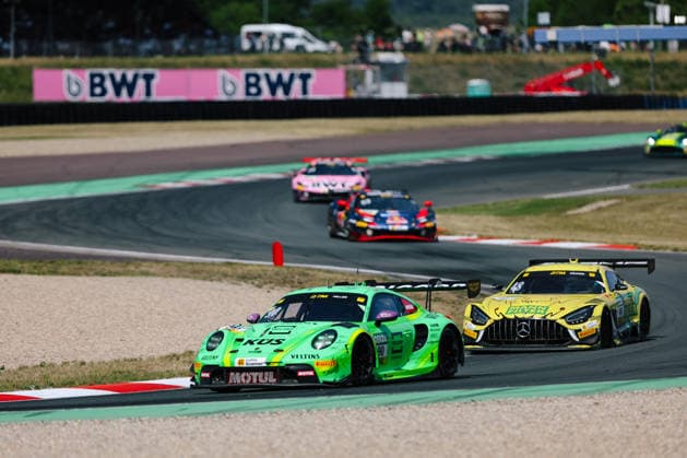 DTM, 9. + 10. Rennen Oschersleben 2026 90 Porsche 911 GT3 R (992), Manthey: Ricardo Feller, 48 Mercedes-AMG GT3 EVO, Winward Racing: Jules Gounon - picture by Gruppe C Photography Oschersleben Oschersleben Sachsen-Anhalt Germany Copyright: xGruppexCxPhotographyx