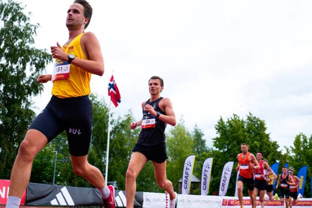 Norgesmesterskapet for friidrett 2026 Trondheim 20260725. Lars Lunde fra Stord IL i ovelsen 10.000m menn under NM i friidrett pa Trondheim Stadion lordag. Foto: Beate Oma Dahle NTB Trondheim Norge EDITORIAL USE ONLY. RESTRICTED USE FOR BETTING COMPANIES Ref:_SPOaDd9ImUEOfk.jpg *** 2026 Norwegian Track and Field Championships, Trondheim, July 25, 2026: Lars Lunde of Stord IL in the men’s 10,000-meter race at the Norwegian Track and Field Championships at Trondheim Stadium on Saturday. Photo: Beate Oma Dahle, NTB, Trondheim, Norway. EDEDITORIAL USE ONLY; RESTRICTED USE FOR BETTING COMPANIES  Copyright: xBeatexOmaxDahlex xNTBx