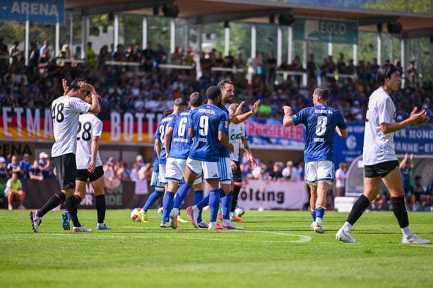 25.07.2026, Fussball, Saison 2026 2027, Vorbereitung, Testspiel: Fagiano Okayama - FC Schalke 04, Kenan Karaman (FC Schalke 04) freut sich über das Tor zum 1:2, xRHR-FOTO YYx *** July 25, 2026, Soccer, 2026–2027 Season, Preseason, Friendly Match: Fagiano Okayama vs. FC Schalke 04, Kenan Karaman of FC Schalke 04 celebrates his goal to make it 1–2, xRHR PHOTO YYx Copyright: KROEGER RHR-FOTOx RHR-FOTO YY