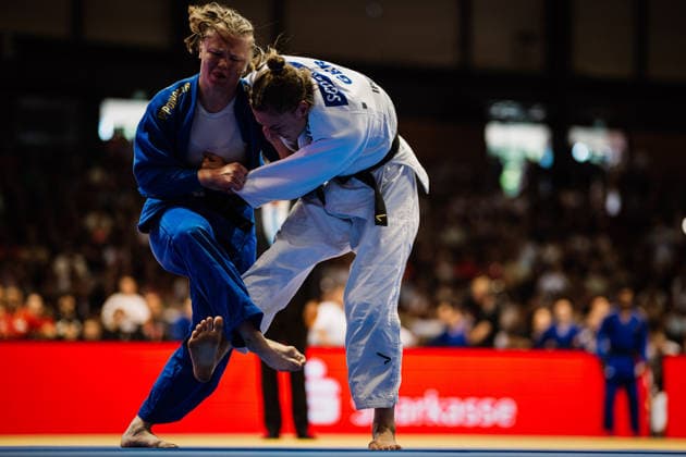 Die Finals 2026 - Judo, 25.07.2026 Team Brandenburg gewinnt die deutsche Meisterschaft gegen das Team Niedersachsen im Finale; Die Finals 2026 - Judo am 25.07.2026 in der Swiss Life Hall, Hannover *** The Finals 2026 Judo, July 25, 2026: Team Brandenburg wins the German championship against Team Lower Saxony in the final of The Finals 2026 Judo on July 25, 2026, at the Swiss Life Hall in Hanover Copyright: xBEAUTIFULxSPORTS Tonhäuserx