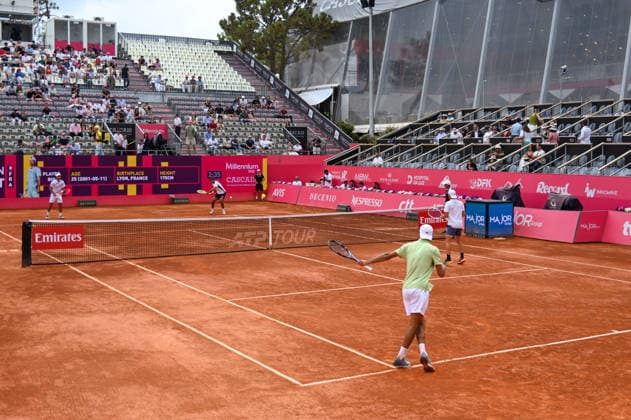 July 25, 2026, Lisbon, Lisbon, Portugal: Titouan Droguet and Kyrian Jacquet in action against Nuno Borges and Francisco Cabral during the doubles Semi-finals match at the Millennium Estoril Open ATP, Tennis Herren tennis tournament at Clube de Tenis do Estoril. Millennium Estoril Open 2026  - ZUMAr238 20260725_zip_r238_006 Copyright: xRicardoxRochax