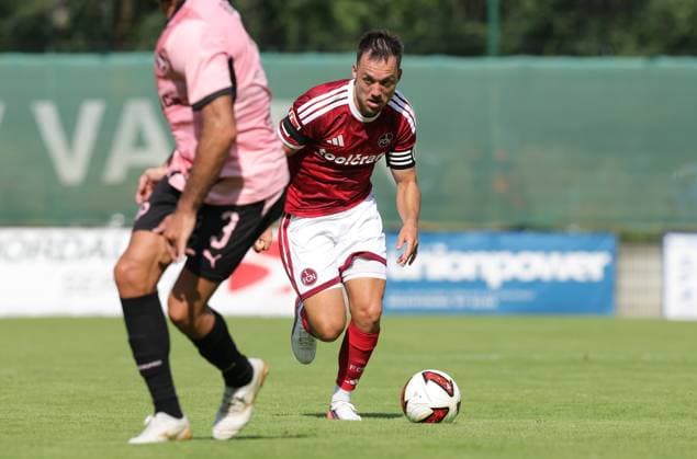 25.07.2026 - Fussball - Saison 2026 2027 - Testspiel Freundschaftsspiel Vorbereitungsspiel: 1. FC Nürnberg Nuernberg FCN ( Club ) - Palermo FC - Sportfoto Zink DaMa - xdaxmax - Julian Justvan (10, 1. FC Nürnberg FCN ) im Angriff *** July 25, 2026 Soccer Season 2026–2027 Exhibition Match Friendly Match Preseason Match 1. FC Nürnberg FCN Club Palermo FC Sports Photo Zink DaMa xdaxmax Julian Justvan 10, 1. FC Nürnberg FCN on the attack