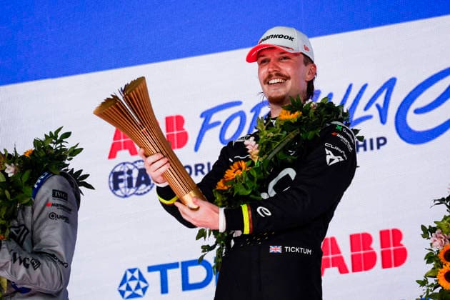2026 FORMULA E TOKYO ePRIX TICKTUM Dan (gbr), Cupra Kiro, Porsche 99X Electric WCG3, portrait, podium during the Tokyo ePrix, 14th and 15th round of the 2025-26 ABB FIA Formula E World Championship, WM, Weltmeisterschaft on the Tokyo Street Circuit from July 24 to 26, 2026 in Tokyo, Japan - TokyoJapan  Copyright: xJULIENxDELFOSSEx