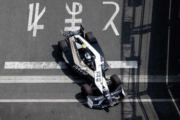 2026 FORMULA E TOKYO ePRIX 13 DA COSTA Antonio Felix (prt), Jaguar TCS Racing, Jaguar I-Type 7, action during the Tokyo ePrix, 14th and 15th round of the 2025-26 ABB FIA Formula E World Championship, WM, Weltmeisterschaft on the Tokyo Street Circuit from July 24 to 26, 2026 in Tokyo, Japan - TokyoJapan  Copyright: xDamienxDoumerguex