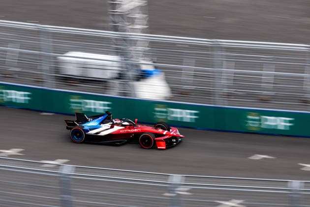 2026 FORMULA E TOKYO ePRIX 37 CASSIDY Nick (nzl), CitroÃ«n Racing Formula E Team, CitroÃ«n, action during the Tokyo ePrix, 14th and 15th round of the 2025-26 ABB FIA Formula E World Championship, WM, Weltmeisterschaft on the Tokyo Street Circuit from July 24 to 26, 2026 in Tokyo, Japan - TokyoJapan  Copyright: xDamienxDoumerguex