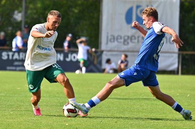 25.07.2026 - Fussball - Saison 2026 2027 - Testspiel Freundschaftsspiel Vorbereitungsspiel - TSG 1899 Hoffenheim - SpVgg Greuther Fürth ( Kleeblatt ) - - Sportfoto Zink - xwoxzix - regulations prohibit any use of photographs as image sequences and or quasi-video - only for editorial use - Jakob Krautkrämer (48, SpVgg Greuther Fürth ) Alex Honajzer (43, TSG 1899 Hoffenheim ) *** July 25, 2026 Soccer Season 2026–2027 Exhibition Match Friendly Match Preseason Match TSG 1899 Hoffenheim SpVgg Greuther Fürth Kleeblatt Sports Photo Zink xwoxzix Regulations prohibit any use of photographs as image sequences and or quasi-video For editorial use only Jakob Krautkrämer 48, SpVgg Greuther Fürth Alex Honajzer 43, TSG 1899 Hoffenheim