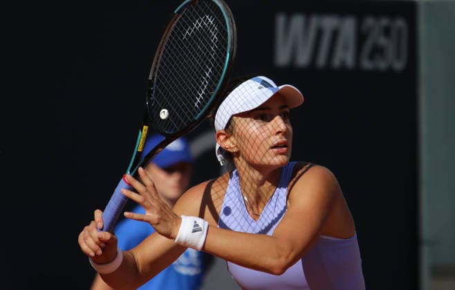 MSC Hamburg Ladies Open WTA, Tennis Damen 250): Elina Avanesyan (Armenien) im Halbfinale am Rothenbaum. *** MSC Hamburg Ladies Open WTA 250: Elina Avanesyan of Armenia Advances to the Semifinals at Rothenbaum
