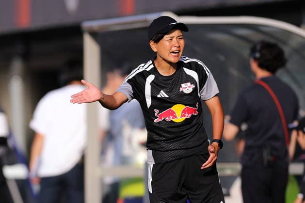 Rina Yanai head coach (Ardija), JULY 25, 2026 - Football Soccer : Allianz Women s Tour 2026 match between RB Omiya Ardija and FC Bayern Munich at NACK5 Stadium in Saitama, Japan.  aflo_339099652 NaokixNishimurax