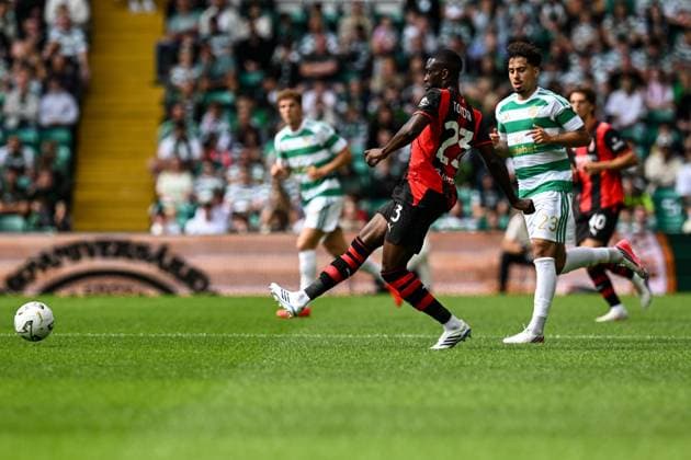 Fikayo Tomori of AC Milan in action during the pre season friendly match between Celtic and AC Milan at Celtic Park, Glasgow, Scotland on Saturday 25th July 2026. Celtic v AC Milan, Pre Season Friendly, Football, Celtic Park, Glasgow, Scotland, UK - 25 Jul 2026Glasgow Celtic Park United Kingdom  Copyright: xAndyxBuchanan Shutterstockx 17004340az