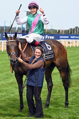 25.07.2026, Ascot, Windsor, GBR - Kalpana with Colin Keane up after winning the King George and Queen Elizabeth Stakes. Ascot racecourse. (Pferd, Jockey, Kalpana, Keane, Sieg) 260725C973ASCOT.JPG *** July 25, 2026, Ascot, Windsor, UK: Kalpana, ridden by Colin Keane, after winning the King George and Queen Elizabeth Stakes at Ascot Racecourse. Horse, Jockey, Kalpana, Keane, Victory 260725C973ASCOT JPG