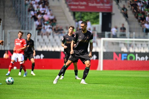 25.07.2026; Essen; Fussball, Herren, Saison 2026 2027, Testspiel Rot-Weiss Essen vs. Borussia Moenchengladbach Tim Kleindienst (Gladbach) DFL regulations prohibit any use of photographs as image sequences and or quasi-video. Stadion an der Hafenstrasse NRW Deutschland *** July 25, 2026 Essen Soccer, Men s, 2026–2027 Season, Friendly Match: Rot Weiss Essen vs. Borussia Mönchengladbach, Tim Kleindienst, Gladbach. DFL regulations prohibit any use of photographs as image sequences and or quasi-video. Stadion an der Hafenstrasse, North Rhine-Westphalia, Germany