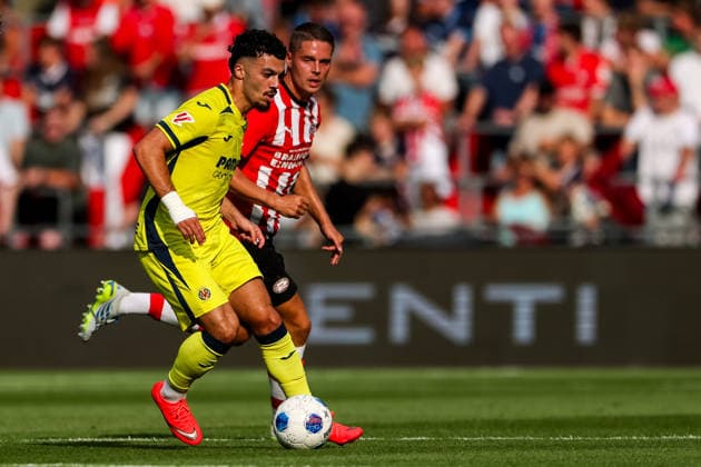 EINDHOVEN, NETHERLANDS - JULY 25: Georges Mikautadze of Villarreal CF dribbles with the ball during the pre-season friendly match between PSV and Villarreal CF at Philips Stadion on July 25, 2026 in Eindhoven, Netherlands.  Copyright: xRenexNijhuis MBxMediax