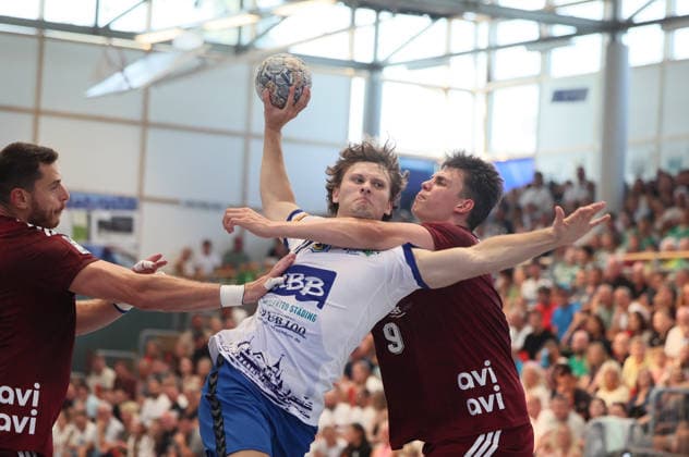 GER HBL Test Saison 2026 2027 HSV Usedom vs FÜCHSE Berlin, 25.07.26, POMMERN-HALLE, Ahlbeck, Abwehrarbeit, Team FÜCHSE Berlin, Mijajlo MARSENIC (Füchse Berlin 93), Fredrik SI;AK (Füchse Berlin 9) *** GER HBL Preseason 2026–2027: HSV Usedom vs. FÜCHSE Berlin, July 25, 2026, POMMERN HALLE, Ahlbeck, defensive play, Team FÜCHSE Berlin, Mijajlo MARSENIC, Füchse Berlin 93, Fredrik SI AK, Füchse Berlin 9
