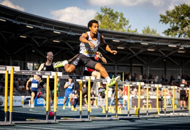 Deutsche Leichtathletik-Meisterschaften; Bochum-Wattenscheid, 25.07.2026 Emil Agyekum (SCC Berlin) im 400m-Hürden-Vorlauf der Männer; Deutsche Leichtathletik-Meisterschaften am 25.07.2026 im Lohrheidestadion in Bochum-Wattenscheid (Nordrhein-Westfalen). *** German Track and Field Championships, Bochum-Wattenscheid, July 25, 2026: Emil Agyekum of SCC Berlin in the men’s 400-meter hurdles preliminary round at the German Track and Field Championships on July 25, 2026, at Lohrheidestadion in Bochum-Wattenscheid, North Rhine-Westphalia Copyright: xBEAUTIFULxSPORTS R.xSchmittx