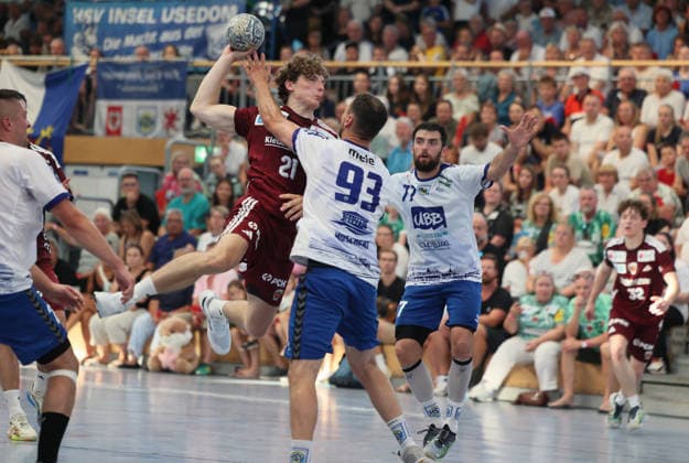 GER HBL Test Saison 2026 2027 HSV Usedom vs FÜCHSE Berlin, 25.07.26, POMMERN-HALLE, Ahlbeck, Rune LASKOWSKI(Füchse Berlin 21) *** GER HBL Preseason 2026–2027: HSV Usedom vs. FÜCHSE Berlin, July 25, 2026, POMMERN HALLE, Ahlbeck, Rune LASKOWSKI, Füchse Berlin 21