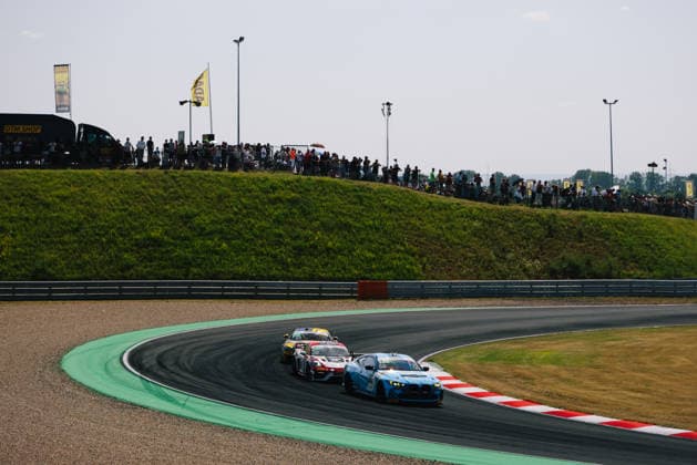 ADAC GT4 Germany, 5. + 6. Rennen Oschersleben 2026 50 BMW M4 GT4 Evo, FK Performance Motorsport: Gianni van de Craats, Victor Nielsen, 20 Porsche 718 Cayman GT4 RS Clubsport, razoon - more than racing: Harald Huber, Jack James - picture by Gruppe C Photography Oschersleben Oschersleben Sachsen-Anhalt Germany Copyright: xGruppexCxPhotographyx
