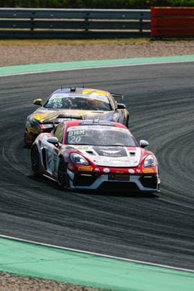 ADAC GT4 Germany, 5. + 6. Rennen Oschersleben 2026 20 Porsche 718 Cayman GT4 RS Clubsport, razoon - more than racing: Harald Huber, Jack James - picture by Gruppe C Photography Oschersleben Oschersleben Sachsen-Anhalt Germany Copyright: xGruppexCxPhotographyx