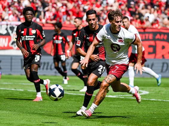 25.07.2026, xpsx, Fussball Testspiel, Kickers Offenbach - Bayer 04 Leverkusen v.l. Lucas Vazquez (Bayer 04 Leverkusen), Luka Garic (Offenbacher Kickers) (DFL DFB REGULATIONS PROHIBIT ANY USE OF PHOTOGRAPHS as IMAGE SEQUENCES and or QUASI-VIDEO) emspor Offenbach *** July 25, 2026, xpsx, Soccer Friendly Match, Kickers Offenbach vs. Bayer 04 Leverkusen, featuring Lucas Vázquez of Bayer 04 Leverkusen, Luka Garic, Offenbach Kickers; DFL and DFB regulations prohibit any use of photographs as image sequences and or quasi-video; emspor Offenbach