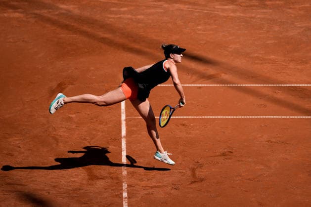 MSC Hamburg Ladies Open - Day 6 Fourth seed Anna Bondar of Hungary is in action during her semi-final match against Elina Avanesyan of Armenia at the 2026 MSC Hamburg Ladies Open women s tennis tournament at Am Rothenbaum in Hamburg, Germany. Hamburg Hamburg Germany  Copyright: xOwenxHammondx originalFilename:hammond-2026msch260725_npVWV.jpg